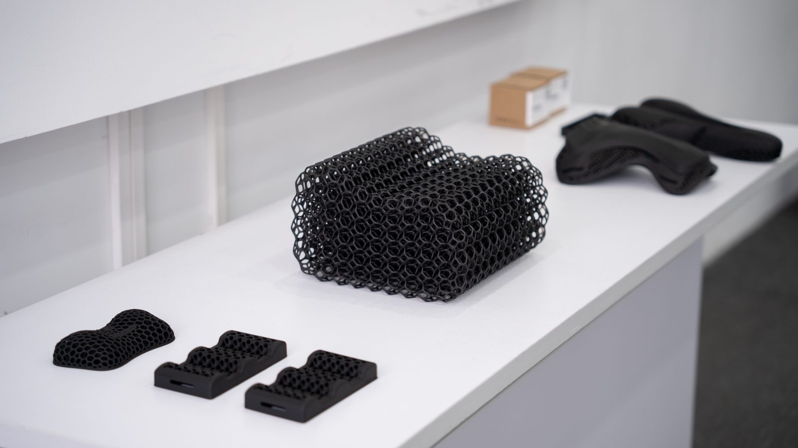 OLA Elastic2070